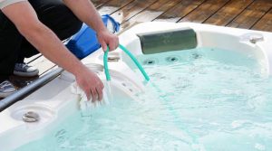 How to Clean a Hot Tub Filter 1