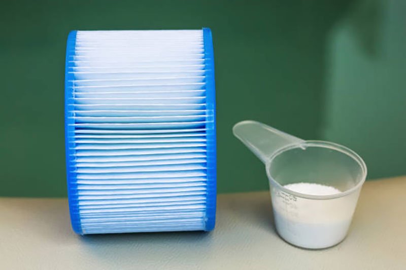 How to Clean a Hot Tub Filter 2