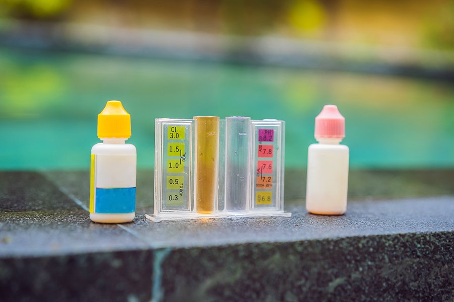 Test Pool Water